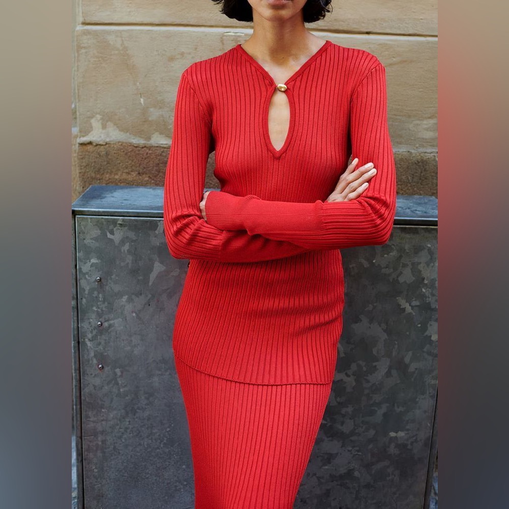 🌸3/$10🌸Elegant Red Long Sleeve Dress